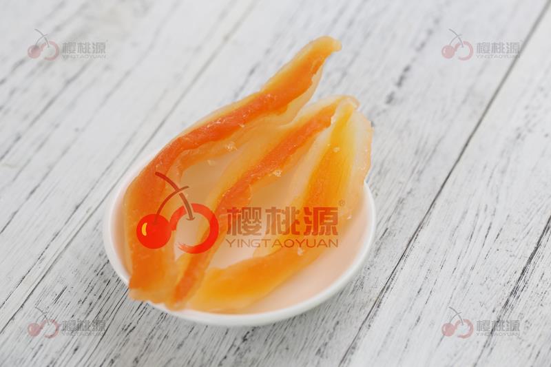 Dried fruit cantaloupe